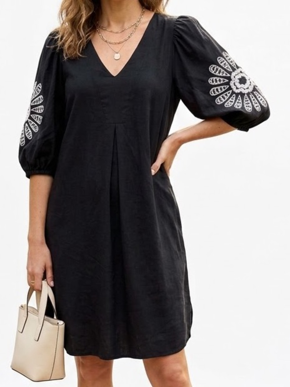 Cynthia Rowley Black Embroidered Sleeve V-Neck Shift Dress Linen blend